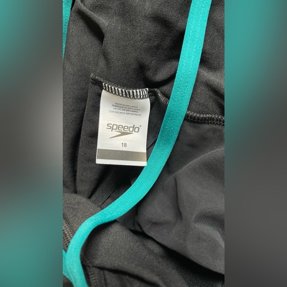 Speedo Women's Swimsuit One Piece Endurance+ Swimsuit - Picture 6 of 6